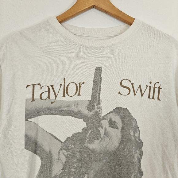 Taylor Swift Cotton Crew neck Short Sleeve T-shirt In Cream Size Medium Women's - Picture 6 of 10